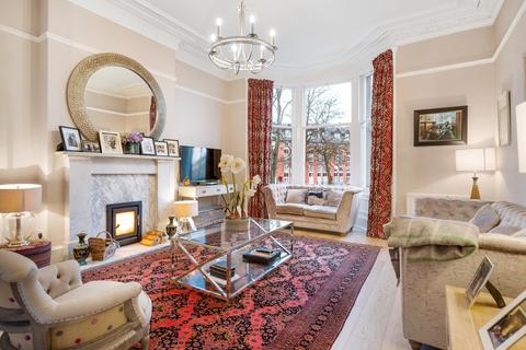 115 Randolph Road, Glasgow, G11 7DS