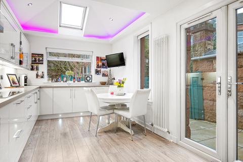 115 Randolph Road, Glasgow, G11 7DS