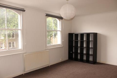 2 bedroom flat to rent, Spacious 2 Bedroom Apartment - Lauriston Road,Hackney, E9