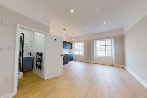 Western Road, Hove, BN3