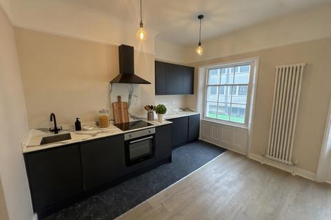 1 bedroom flat to rent, Western Road, Hove, BN3