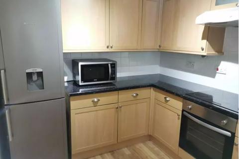 1 bedroom apartment to rent, Prince Albert Court, TW16 7BF