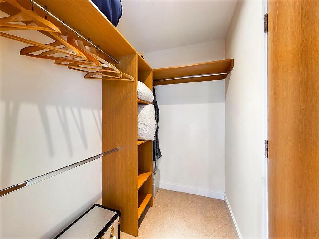 Walk in wardrobe