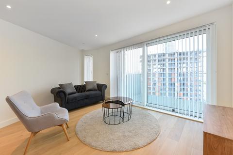 2 bedroom flat to rent - Deveraux House, Duke of Wellington Avenue, Woolwich, London SE18