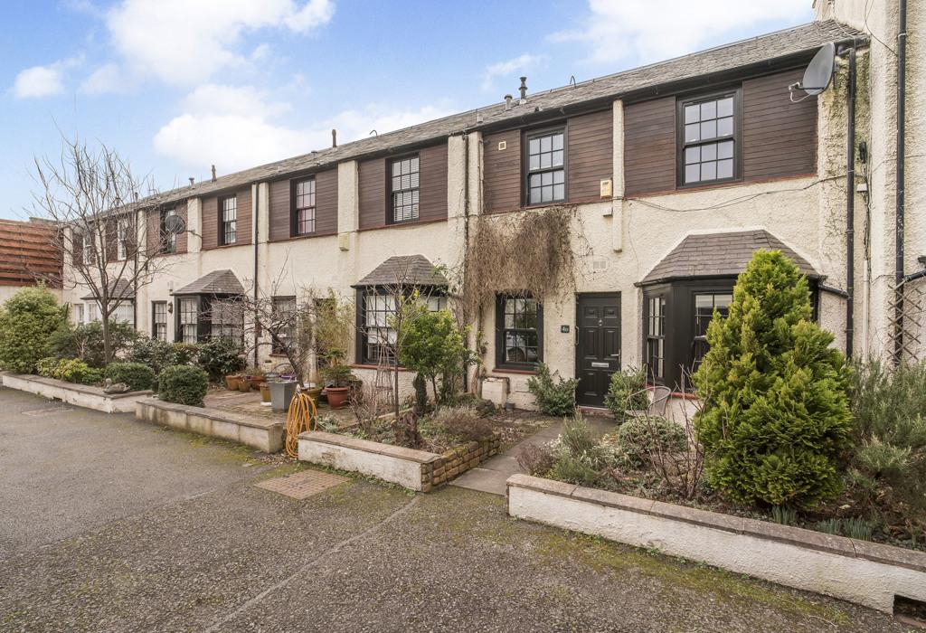 4d St. Albans Road, Edinburgh 2 bed end of terrace house £370,000