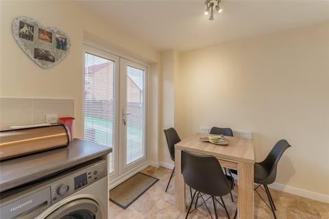 10 Arnall Close, Knottingley, WF11 0EL