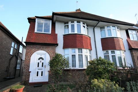 25 Claremont Road, London, W13 0DF