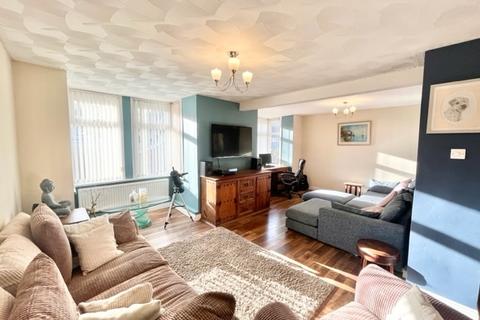 3 bedroom detached house for sale - Gorwydd Road, Gowerton, Swansea