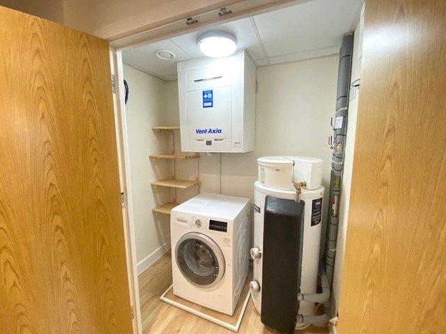 Flat 30 Utility Cupb