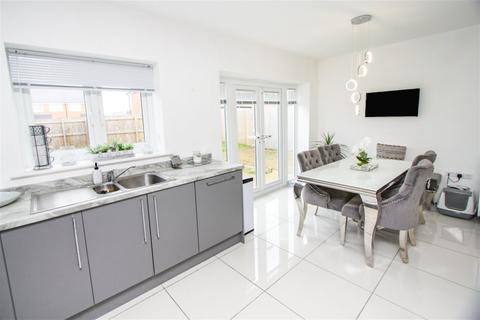 23 Cae Ddol, Abergele, LL22 8FP