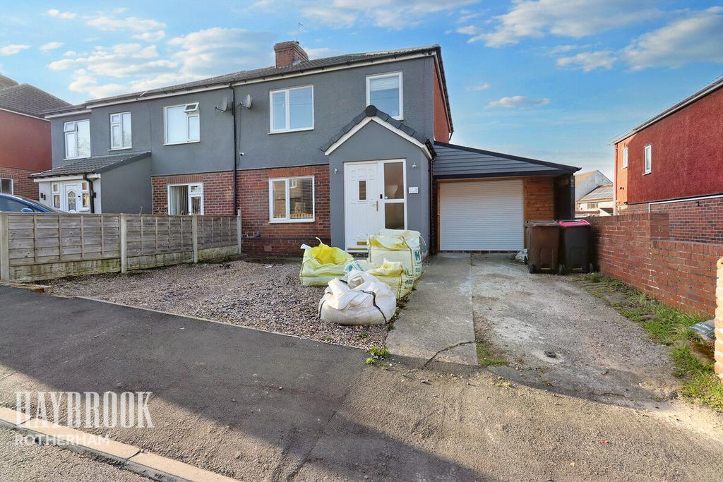 Bentley Road, Bramley 3 bed semidetached house £180,000