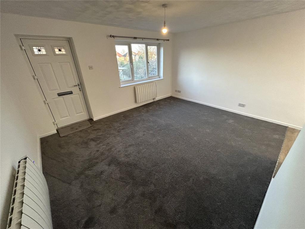 Neville Avenue, Kidderminster, Worcestershire, DY11 1 bed apartment £