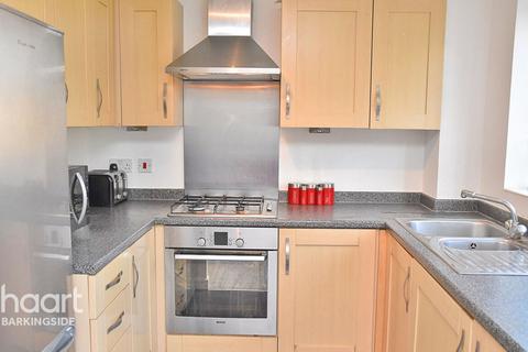 2 bedroom apartment for sale, Stoneleigh Road, Clayhall