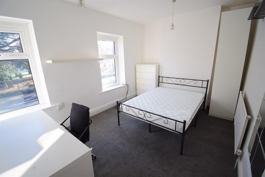 Front+bedroom