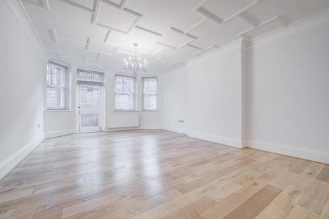 4 bedroom apartment to rent, Oakwood Court, Abbotsbury Road, Kensington, W14