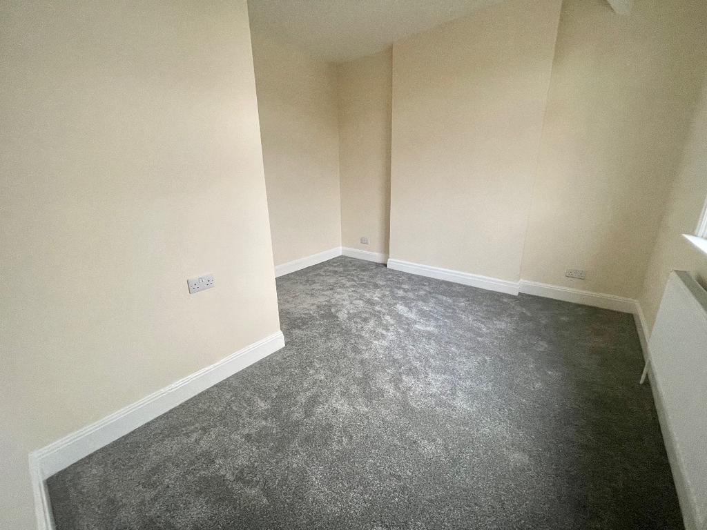 Bedroom 3 (overlooking Front Garden)