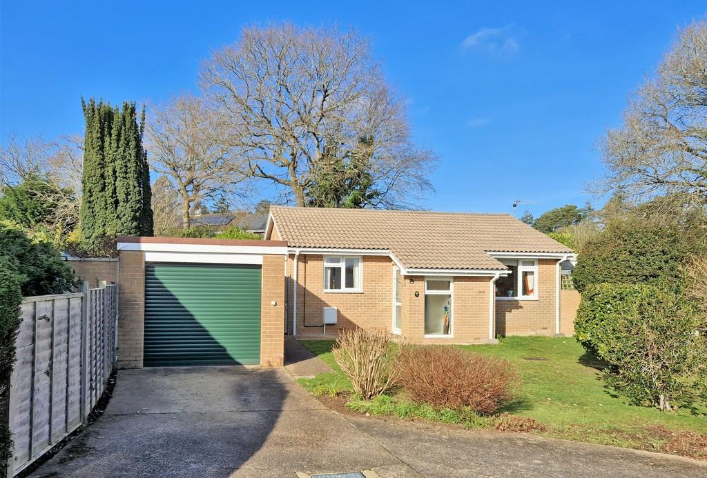 Perrys Gardens, West Hill 2 bed detached bungalow for sale £395,000