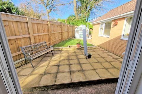 17 Perrys Gardens, West Hill, Ottery St Mary, EX11 1XA