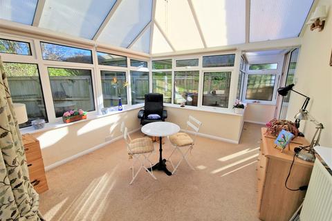 17 Perrys Gardens, West Hill, Ottery St Mary, EX11 1XA