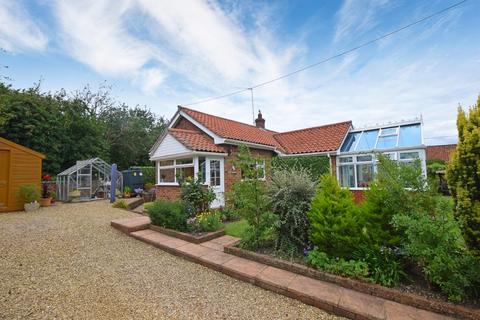 2 bedroom detached bungalow for sale, Ringstead