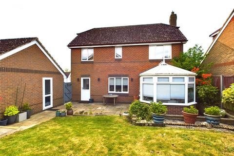 4 bedroom detached house for sale, Knights Orchard, HP1