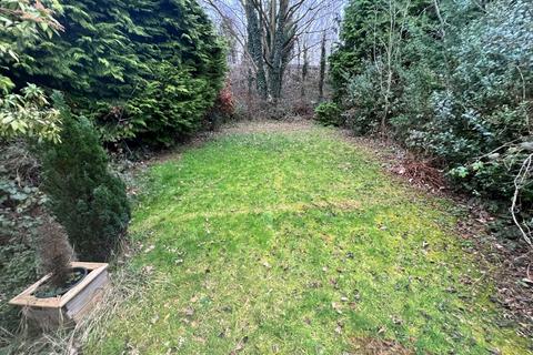 16 Atherstone Close, Shirley, Solihull, B90 1AU
