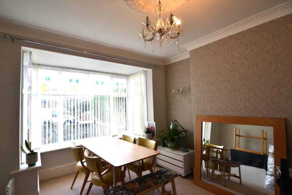 Gorsedene Road, Whitley Bay, NE26 3 bed semidetached house £1,450