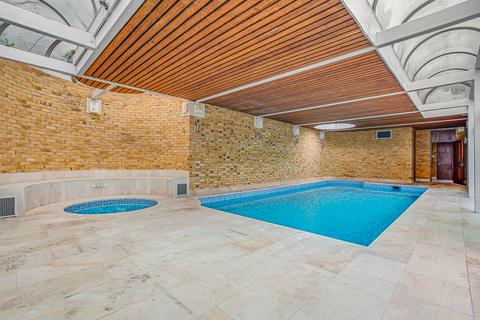 16 West Road, London, W5 2QL