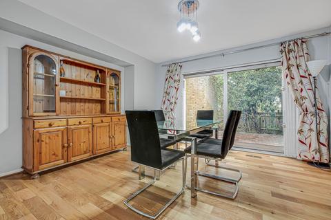16 West Road, London, W5 2QL