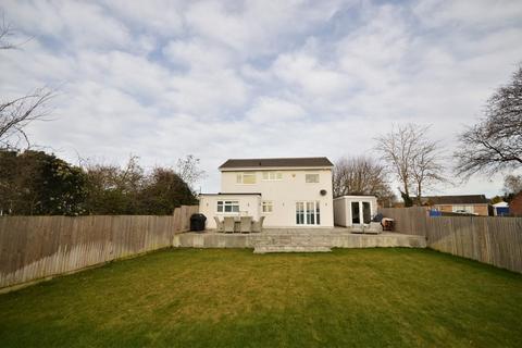 74 Brooklands Road, Brantham, Manningtree, CO11 1RP