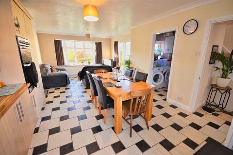 12 Anderson Drive, Kettering, NN15 5DG