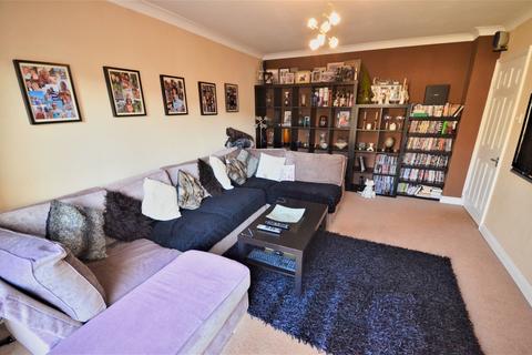 12 Anderson Drive, Kettering, NN15 5DG
