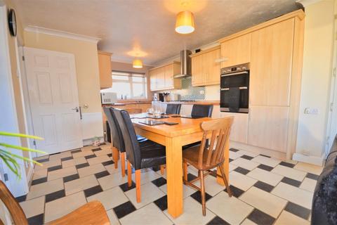 12 Anderson Drive, Kettering, NN15 5DG