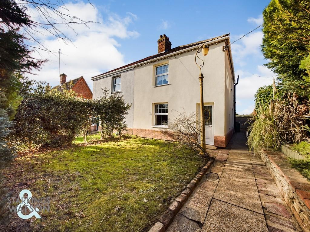 Lime Tree Avenue, Old Costessey, Norwich 3 bed semidetached house for