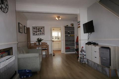 25 Linley Crescent, Romford, RM7 8RB