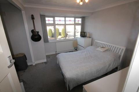 25 Linley Crescent, Romford, RM7 8RB