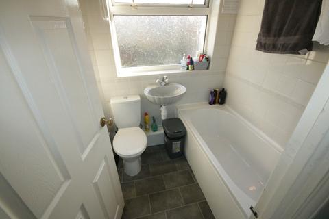 25 Linley Crescent, Romford, RM7 8RB