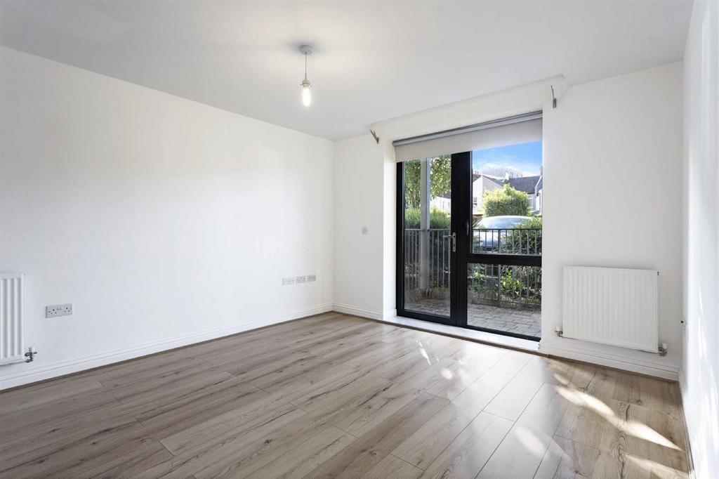 Joslin-avenue-colindale-london