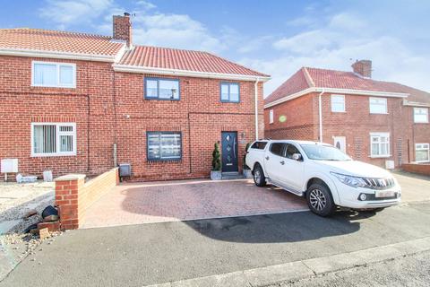 3 bedroom semi-detached house for sale - Rydal Mount, Newbiggin-by-the-sea, Northumberland