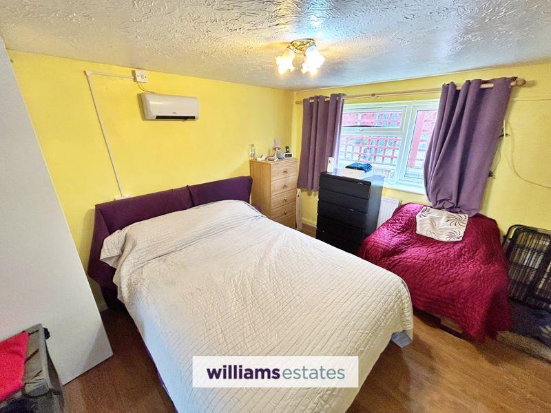 Downstairs Bedroom/