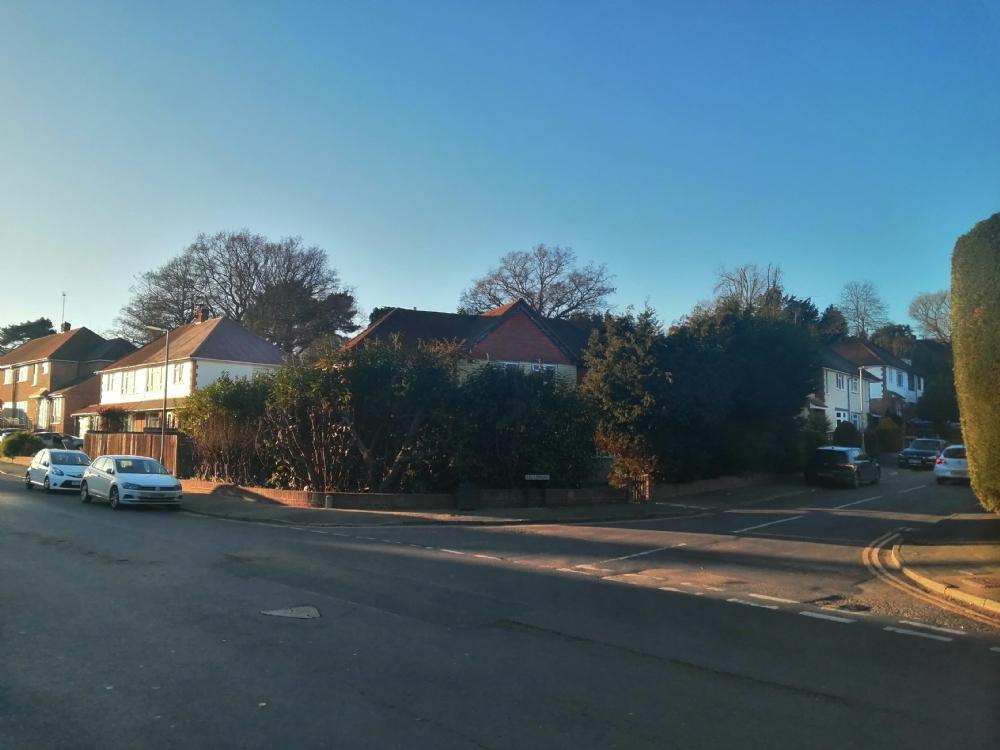 Meadway, Frimley, Camberley, Surrey... 5 bed detached house £2,200