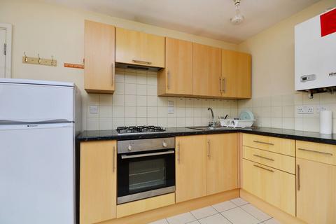 Flat 5, 97 Western Road, Mitcham, CR4 3EE