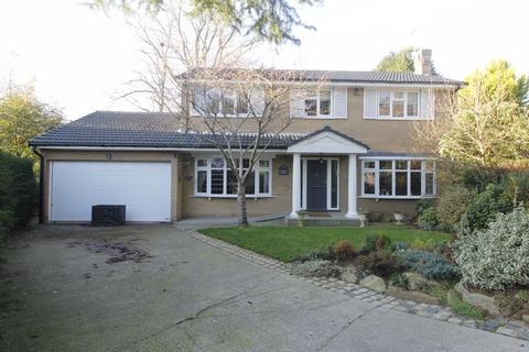 4 bedroom detached house for sale - Paddock Chase, Poynton