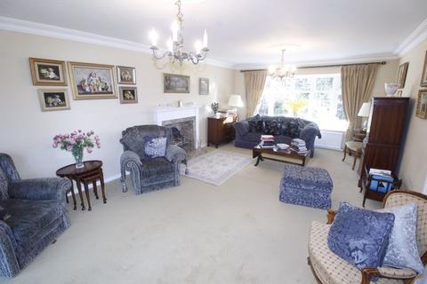 4 bedroom detached house for sale - Paddock Chase, Poynton