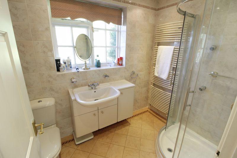 Ensuite Shower...