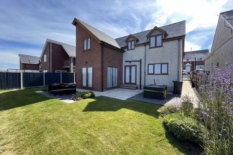 5 bedroom detached house to rent, Bull Bay, Isle of Anglesey