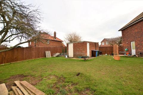 3 bedroom property with land for sale - Highfield Road, Whitby