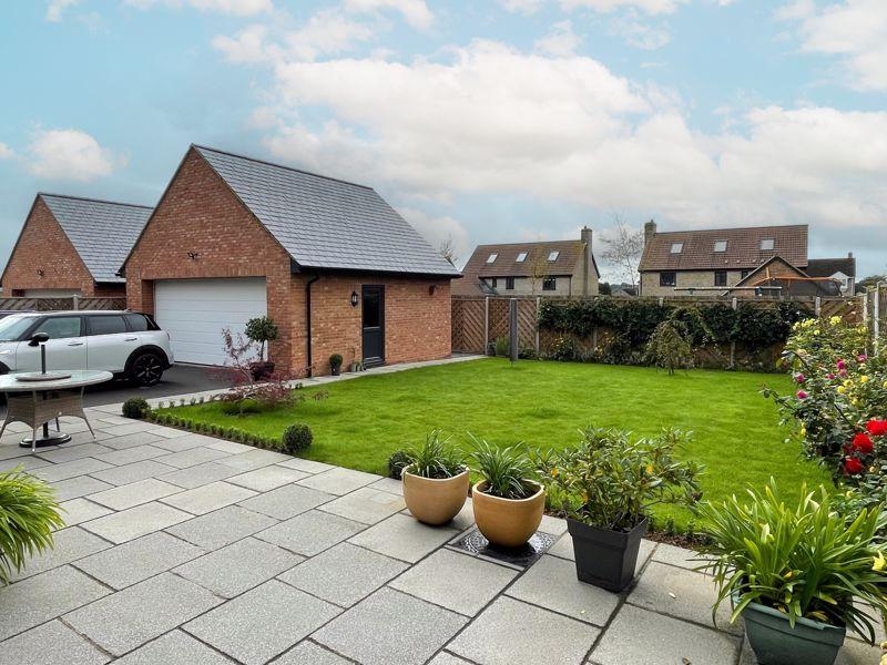 Photo 24