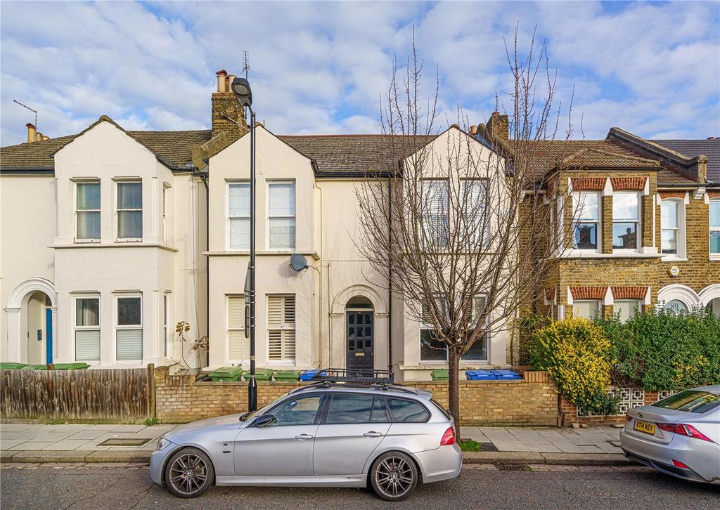 Goodrich Road, East Dulwich, London... Studio - £1,200 pcm (£277 pw)