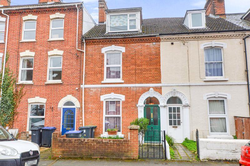 Park Street, Salisbury *VIDEO TOUR* 4 bed townhouse for sale £450,000